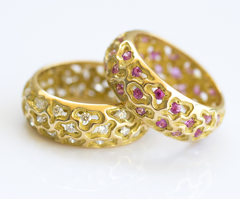 Nature inspired jewelry gold, diamond and sapphire anemone rings